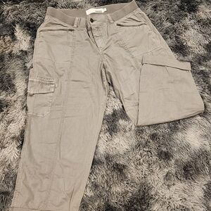 Sonoma Women's Gray Cargo Crop Pants